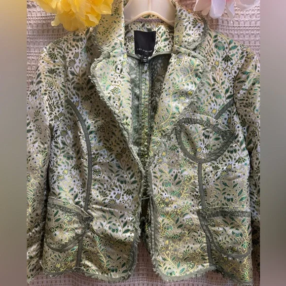The Limited Green Metallic Floral Quilted Blazer - Picture 2 of 10